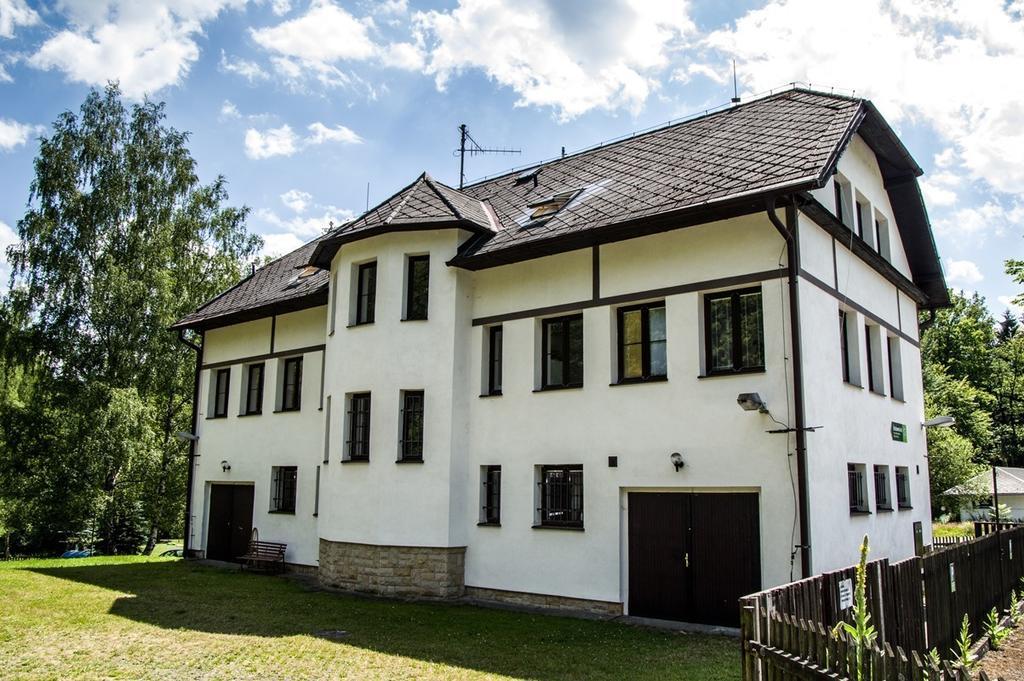 Economy Apartments Ceske Svycarsko Hřensko Dış mekan fotoğraf